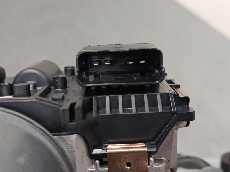 Recambio de motor limpiaparabrisas delantero izquierdo para peugeot 3008 i monospace (0u_) 2.0 hdi referencia OEM IAM   