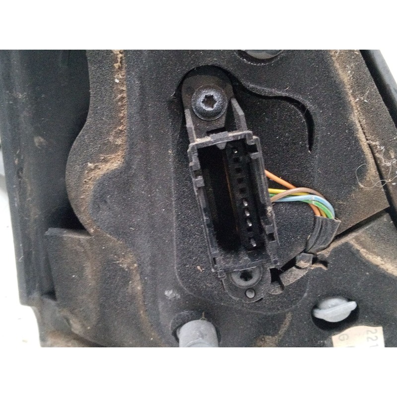 Recambio de retrovisor electrico izquierdo para renault clio ii (bb_, cb_) 1.6 (b/cb0d, bb00) referencia OEM IAM   
