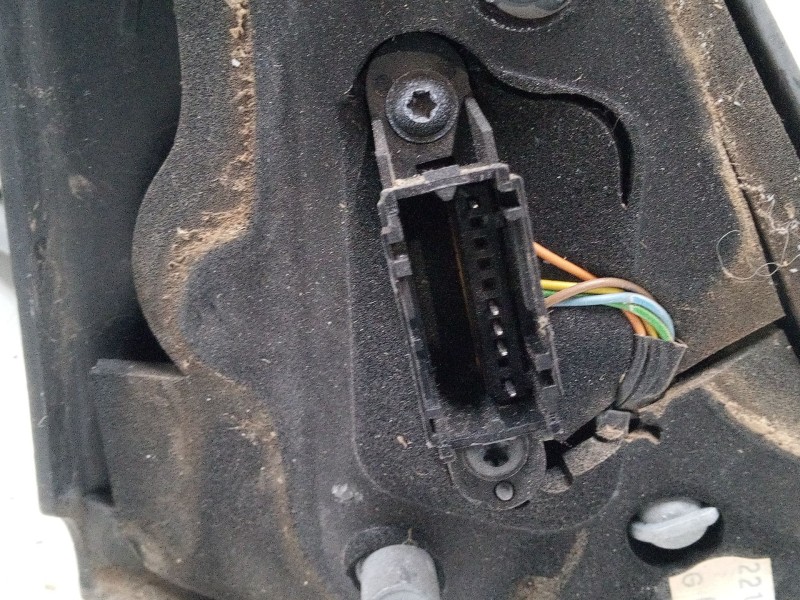 Recambio de retrovisor electrico izquierdo para renault clio ii (bb_, cb_) 1.6 (b/cb0d, bb00) referencia OEM IAM   