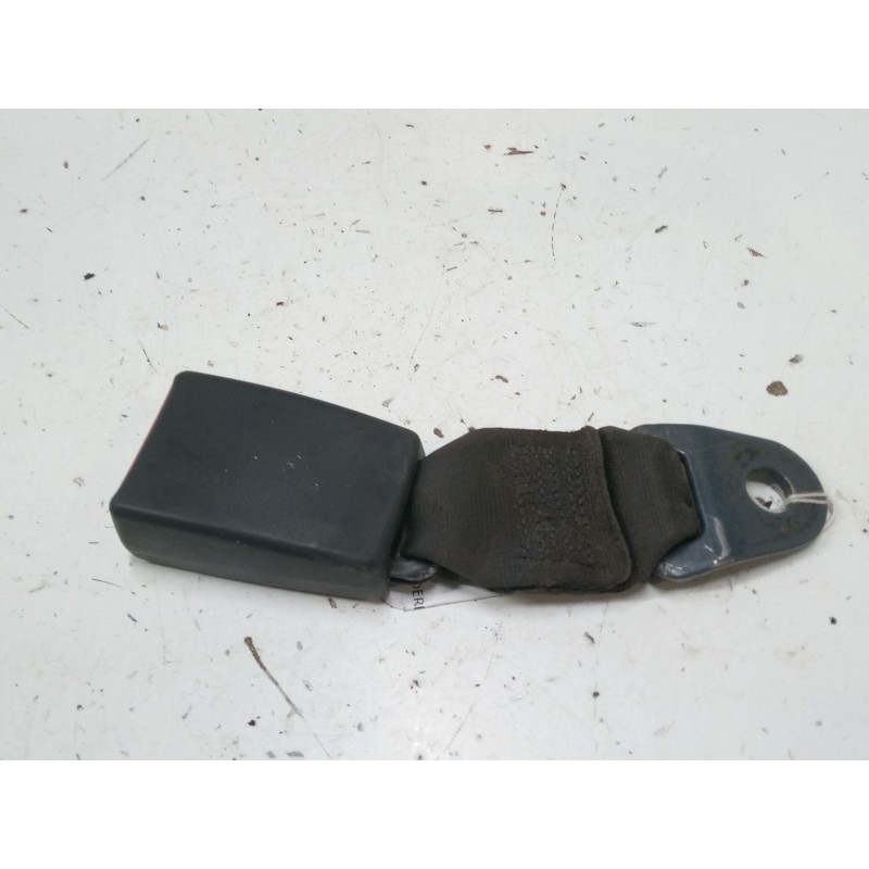 Recambio de anclaje cinturon trasero derecho para peugeot partner furgoneta/monovolumen (5_, g_) 1.9 d 4x4 referencia OEM IAM   
