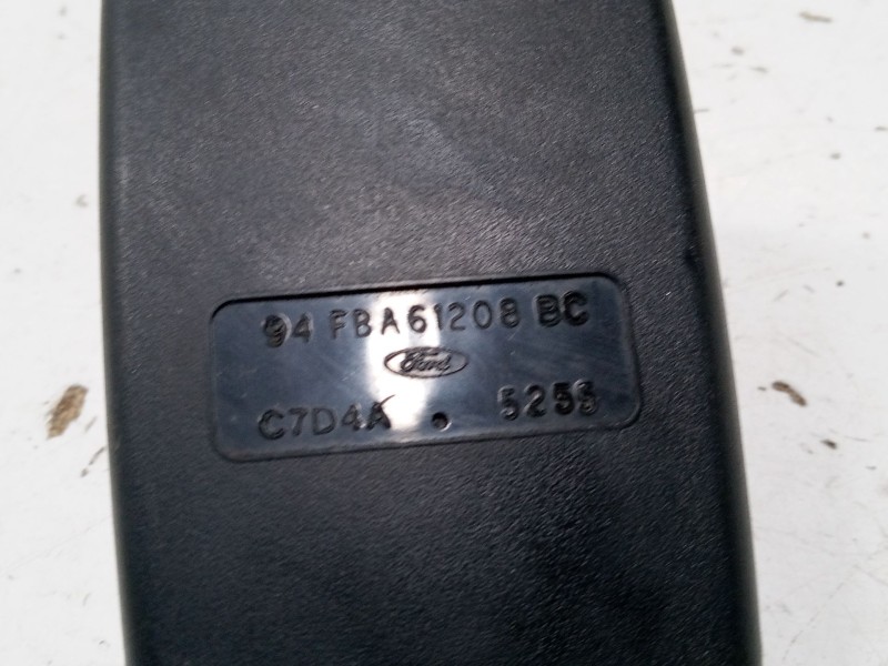 Recambio de anclaje cinturon delantero derecho para ford fiesta iii (gfj) 1.3 referencia OEM IAM   