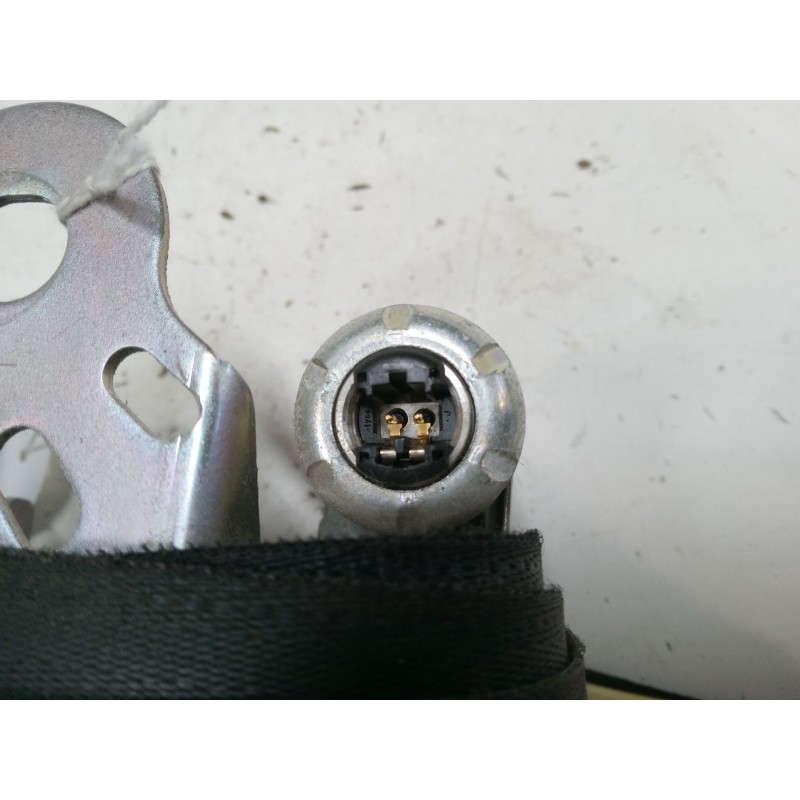 Recambio de cinturon seguridad delantero izquierdo para toyota corolla verso (zer_, zze12_, r1_) 1.8 (znr11_) referencia OEM IAM