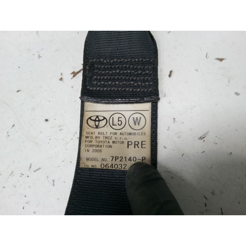Recambio de cinturon seguridad delantero izquierdo para toyota corolla verso (zer_, zze12_, r1_) 1.8 (znr11_) referencia OEM IAM