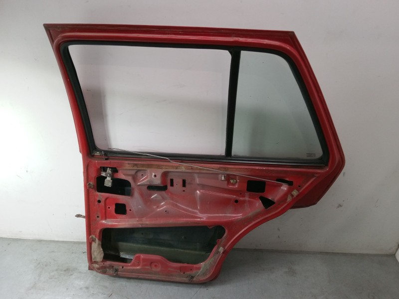 Recambio de puerta trasera derecha para volkswagen golf 1.8 gl 19 rv - 2e referencia OEM IAM   
