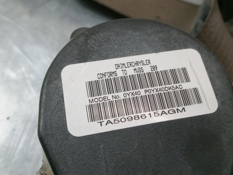Recambio de cinturon seguridad trasero derecho para dodge caliber 2.0 crd referencia OEM IAM 605460300B  