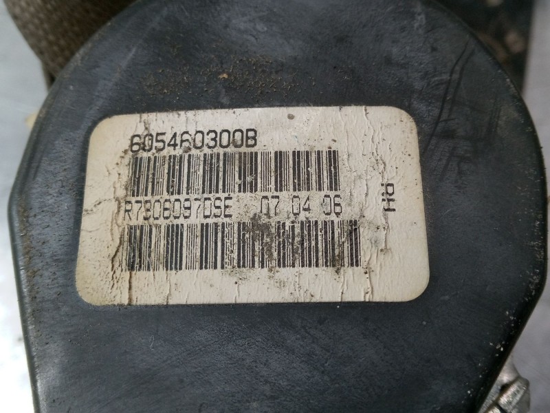 Recambio de cinturon seguridad trasero derecho para dodge caliber 2.0 crd referencia OEM IAM 605460300B  