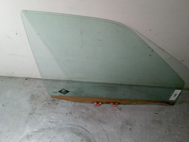 Recambio de luna puerta delantera derecha para nissan terrano ii (r20) 2.7 tdi 4wd referencia OEM IAM   