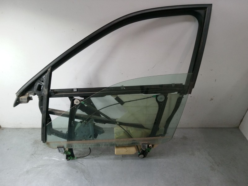 Recambio de elevalunas electrico delantero izquierdo para audi a4 b5 (8d2) 2.4 quattro referencia OEM IAM   