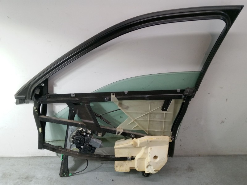 Recambio de elevalunas electrico delantero derecho para audi a4 b5 (8d2) 2.4 quattro referencia OEM IAM 8D0959802  