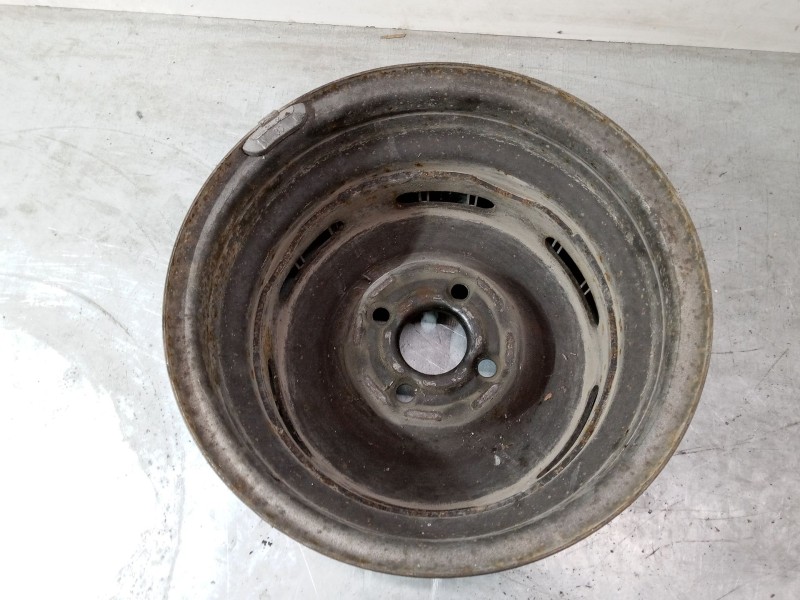 Recambio de llanta chapa 13´´ para volkswagen golf 1.8 gl 19 rv - 2e referencia OEM IAM   