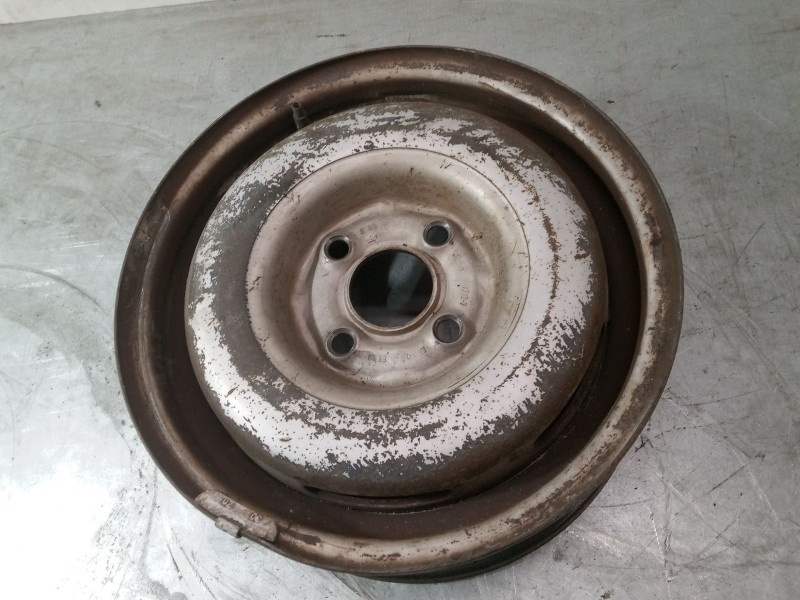 Recambio de llanta chapa 13´´ para volkswagen golf 1.8 gl 19 rv - 2e referencia OEM IAM   