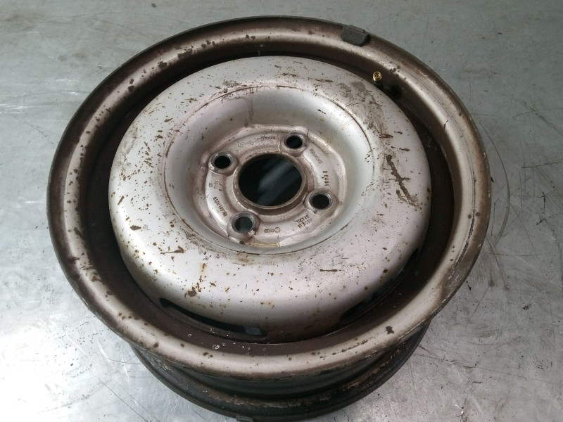 Recambio de llanta chapa 13´´ para volkswagen golf 1.8 gl 19 rv - 2e referencia OEM IAM   