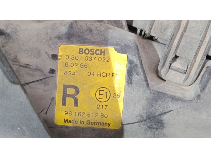 Recambio de faro derecho para peugeot 406 (8b) 1.8 16v referencia OEM IAM   