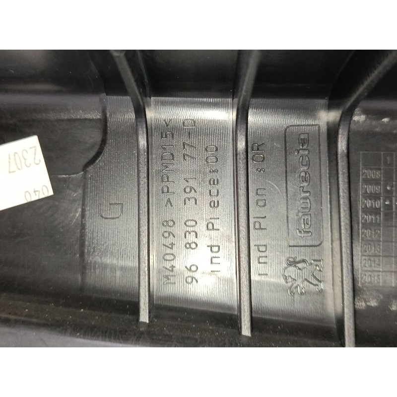 Recambio de guarnecido puerta trasero izquierdo para peugeot 3008 i monospace (0u_) 2.0 hdi referencia OEM IAM 96859952ZE  