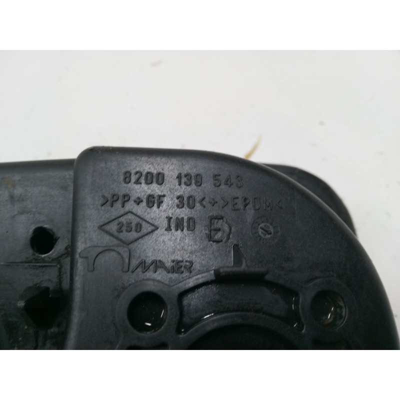Recambio de tapa exterior combustible para renault scénic ii (jm0/1_) 1.9 dci (jm14) referencia OEM IAM 8200139543  