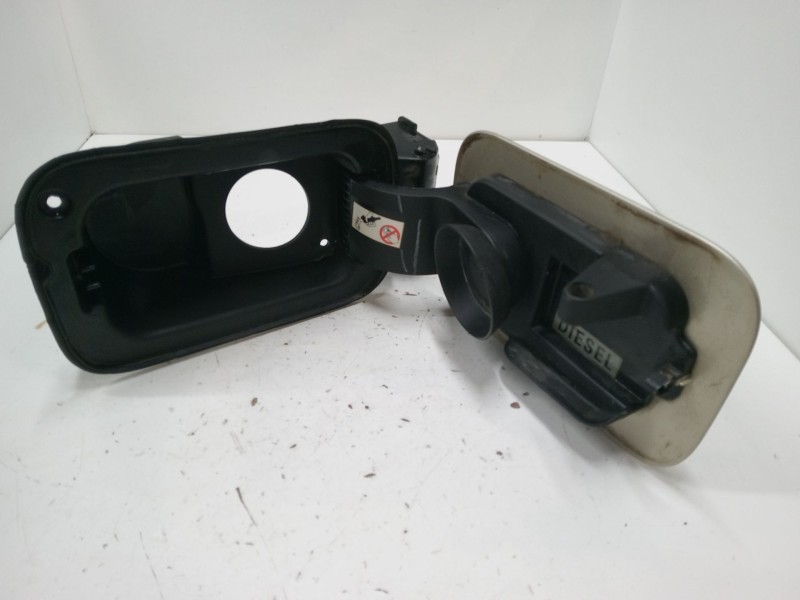 Recambio de tapa exterior combustible para renault scénic ii (jm0/1_) 1.9 dci (jm14) referencia OEM IAM 8200139543  