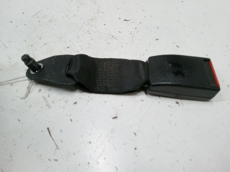 Recambio de anclaje cinturon trasero izquierdo para opel astra g descapotable (t98) 1.6 (f67) referencia OEM IAM 9198968 TRW3302