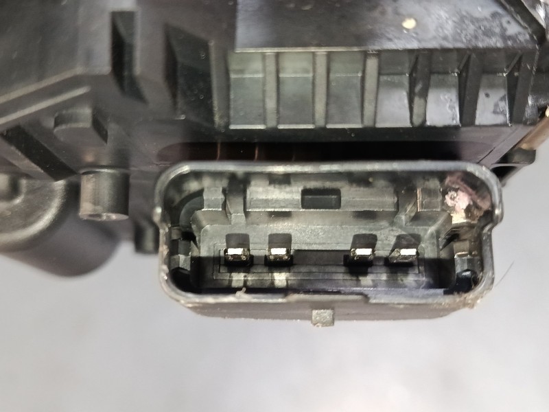 Recambio de motor limpiaparabrisas delantero derecho para peugeot 3008 i monospace (0u_) 2.0 hdi referencia OEM IAM 9671062380  