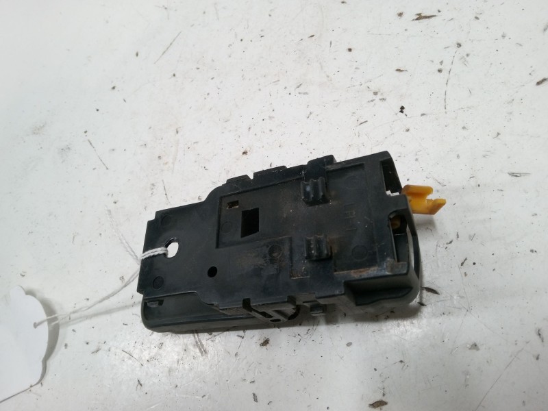 Recambio de maneta interior puerta delantera izquierda para nissan terrano ii (r20) 2.7 tdi 4wd referencia OEM IAM   