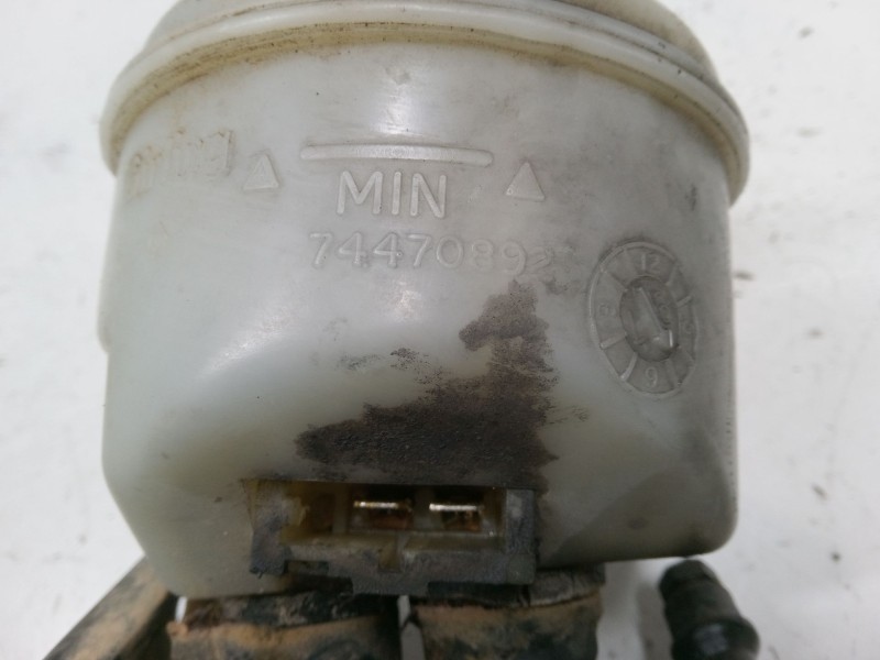 Recambio de bomba freno para nissan terrano ii (r20) 2.7 tdi 4wd referencia OEM IAM   