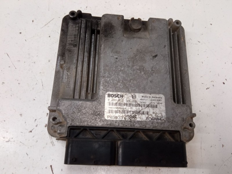 Recambio de centralita motor uce para dodge caliber 2.0 crd referencia OEM IAM 0281012129 P05033299AF 