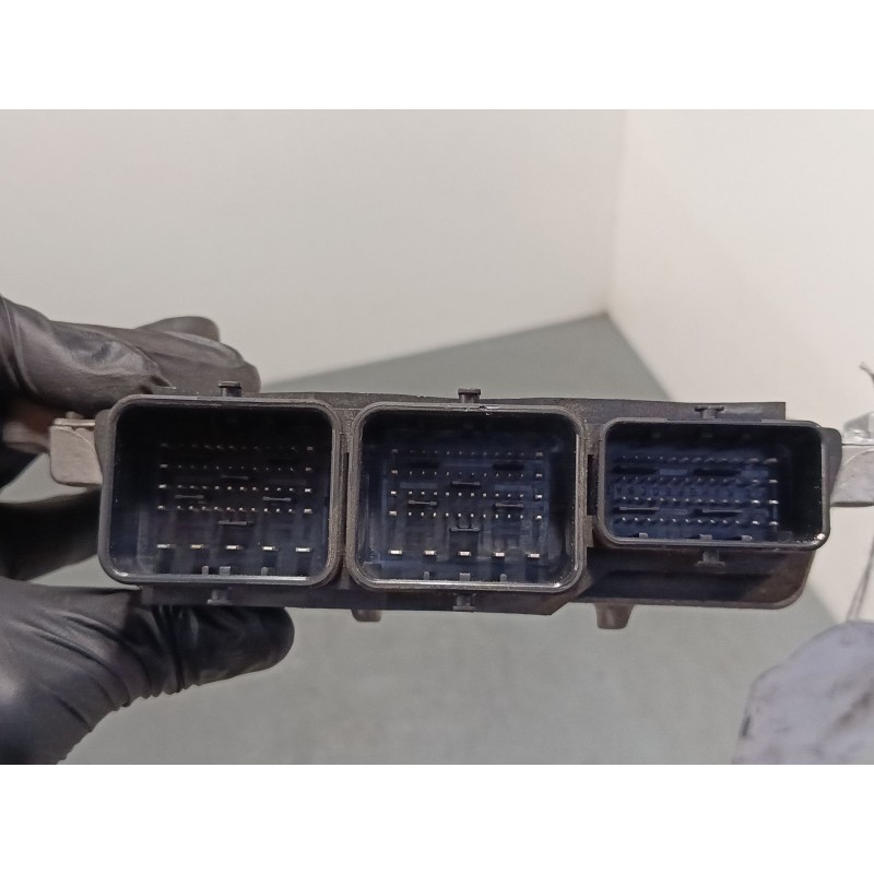 Recambio de centralita motor uce para peugeot 3008 i monospace (0u_) 2.0 hdi referencia OEM IAM 9667082380  