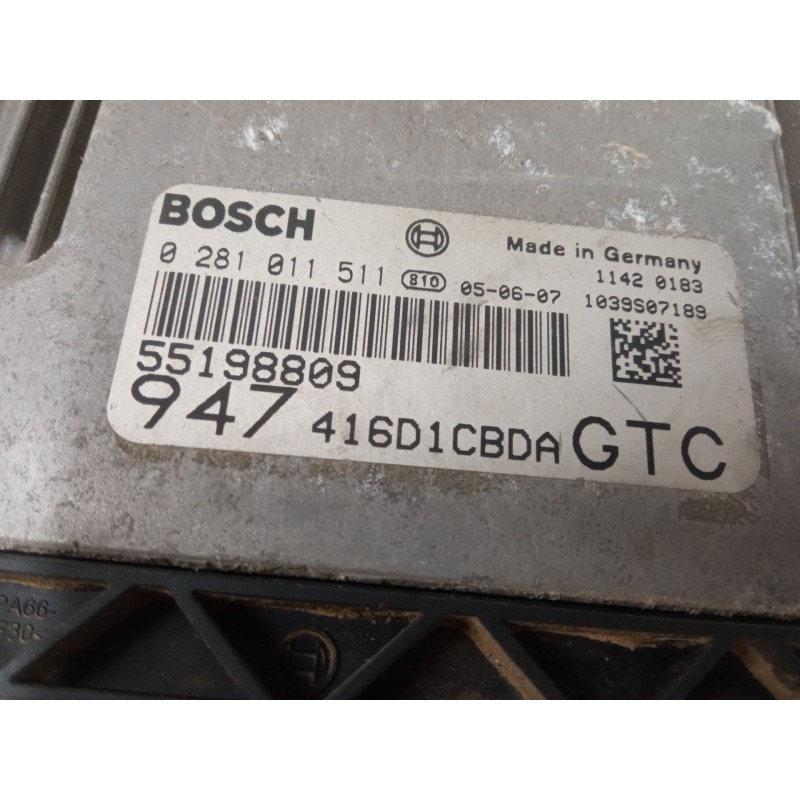 Recambio de centralita motor uce para alfa romeo gt (937_) 1.9 jtd (937cxn1b) referencia OEM IAM 0281011511 55198809 