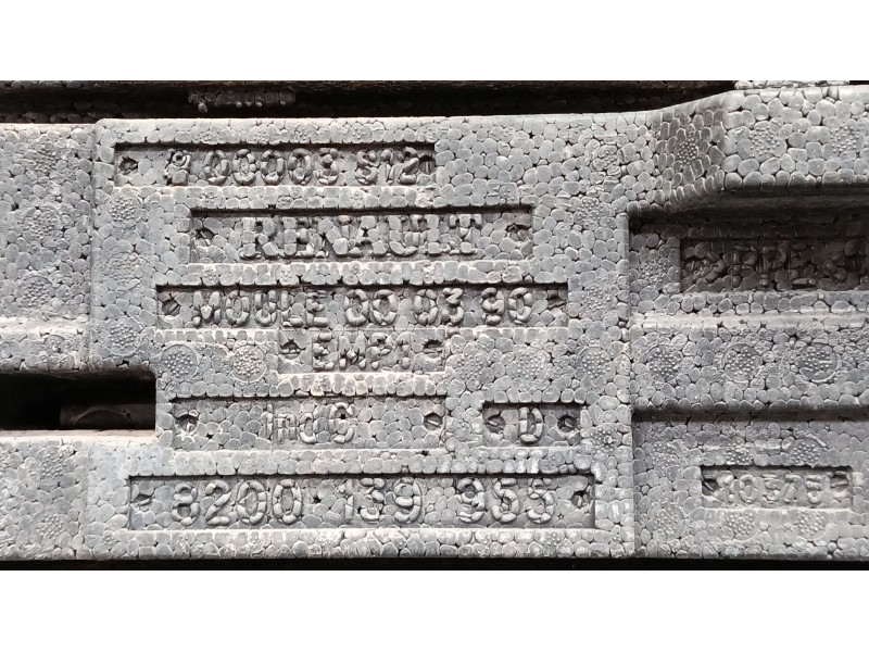 Recambio de paragolpes delantero para renault scénic ii (jm0/1_) 1.5 dci (jm1e, jm16) referencia OEM IAM   