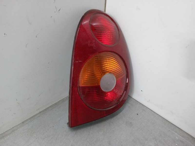 Recambio de piloto trasero izquierdo para renault megane i coach (da0/1_) 1.6 16v (da0b, da04, da11) referencia OEM IAM   