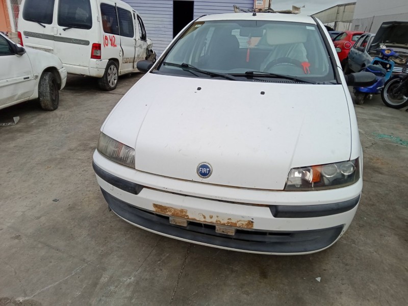 fiat punto (188_) del año 2001