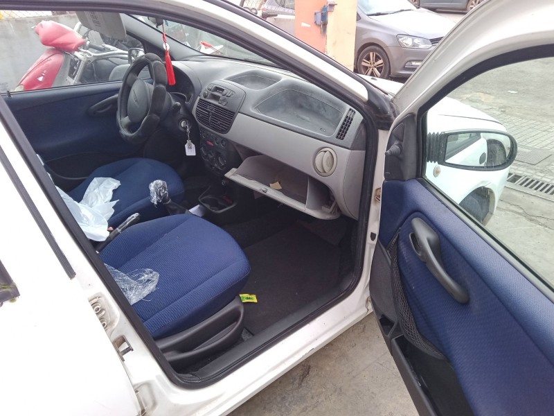 fiat punto (188_) del año 2001