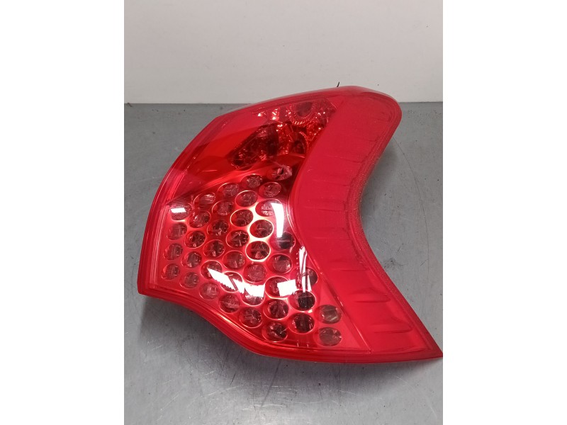 Recambio de piloto trasero derecho para peugeot 3008 i monospace (0u_) 2.0 hdi referencia OEM IAM 9683460780  