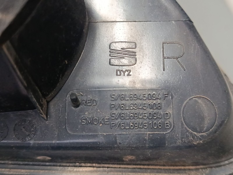 Recambio de piloto trasero porton derecho para seat ibiza iii (6l1) 1.9 sdi referencia OEM IAM   