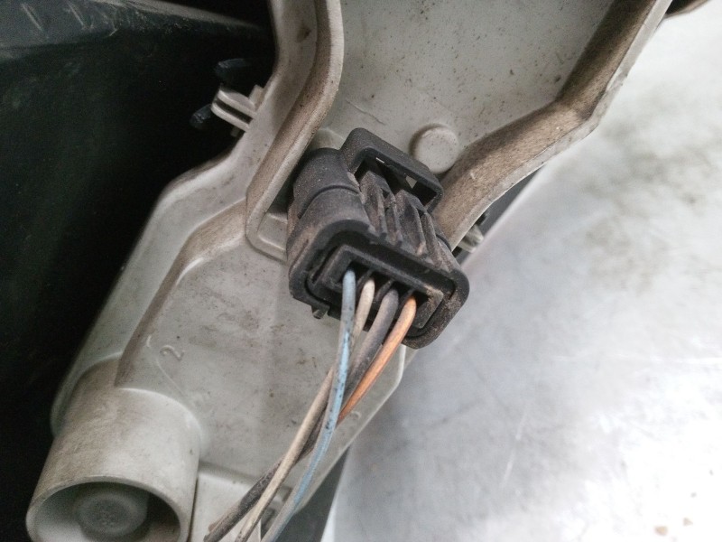 Recambio de piloto trasero derecho para renault megane ii (bm0/1_, cm0/1_) 1.9 dci (bm0g, cm0g) referencia OEM IAM   