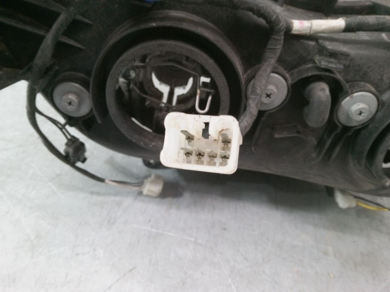 Recambio de faro delantero para suzuki uh uh 200 burgman (c9) referencia OEM IAM   