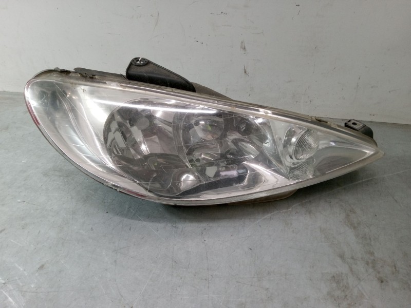 Recambio de faro derecho para peugeot 206 cc (2d) 1.6 16v (2dnfuf, 2dnfur) referencia OEM IAM   