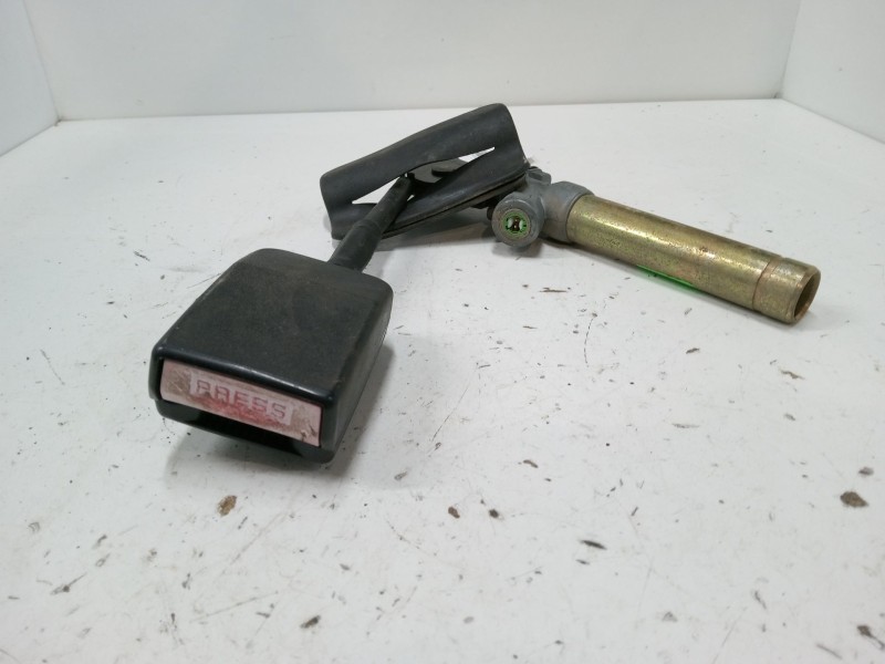 Recambio de anclaje cinturon delantero derecho para peugeot partner furgoneta/monovolumen (5_, g_) 1.9 d 4x4 referencia OEM IAM 