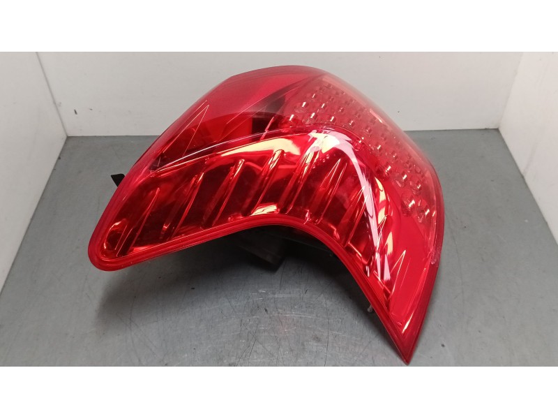 Recambio de piloto trasero izquierdo para peugeot 3008 i monospace (0u_) 2.0 hdi referencia OEM IAM 9683460880  