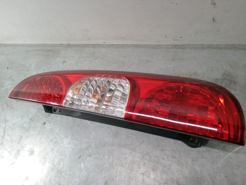 Recambio de piloto trasero derecho para fiat doblo monospace (119_, 223_) 1.3 jtd referencia OEM IAM   