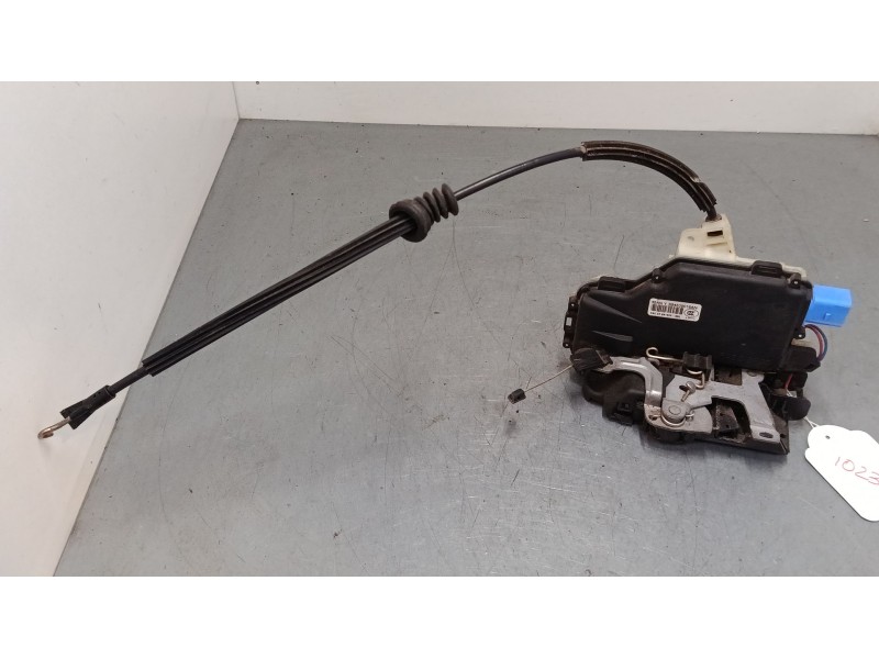 Recambio de cerradura puerta trasera derecha para seat ibiza iii (6l1) 1.4 16v referencia OEM IAM   