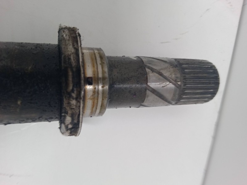 Recambio de transmision delantera derecha para renault clio iii (br0/1, cr0/1) 1.5 dci (br17, cr17) referencia OEM IAM   