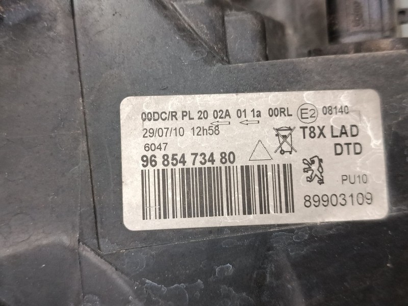 Recambio de faro derecho xenon para peugeot 3008 i monospace (0u_) 2.0 hdi referencia OEM IAM 9685473480  