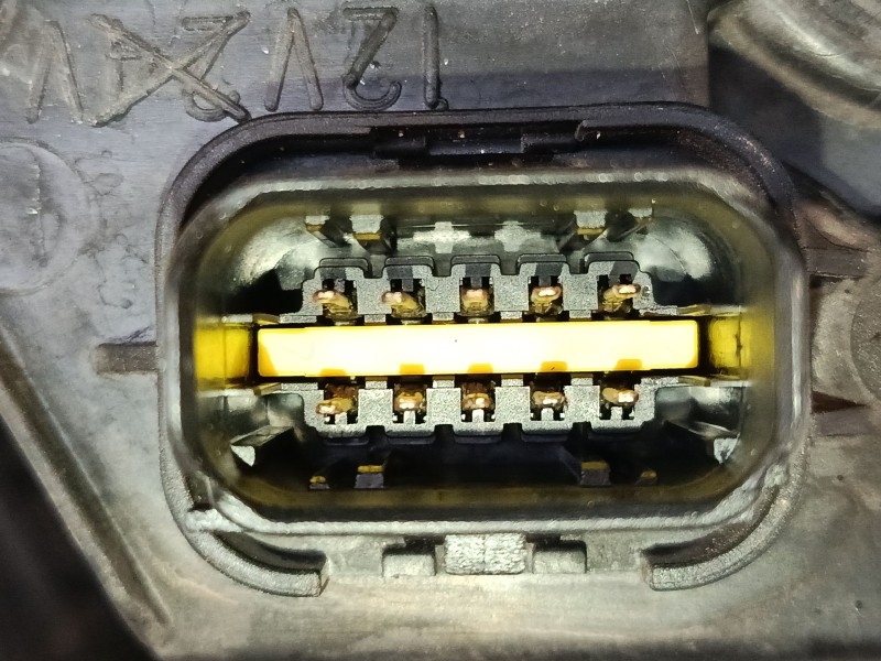 Recambio de faro derecho xenon para peugeot 3008 i monospace (0u_) 2.0 hdi referencia OEM IAM 9685473480  