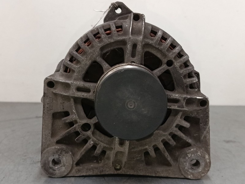 Recambio de alternador para renault clio ii (bb_, cb_) 1.5 dci (b/cb08) referencia OEM IAM 8200410681B  