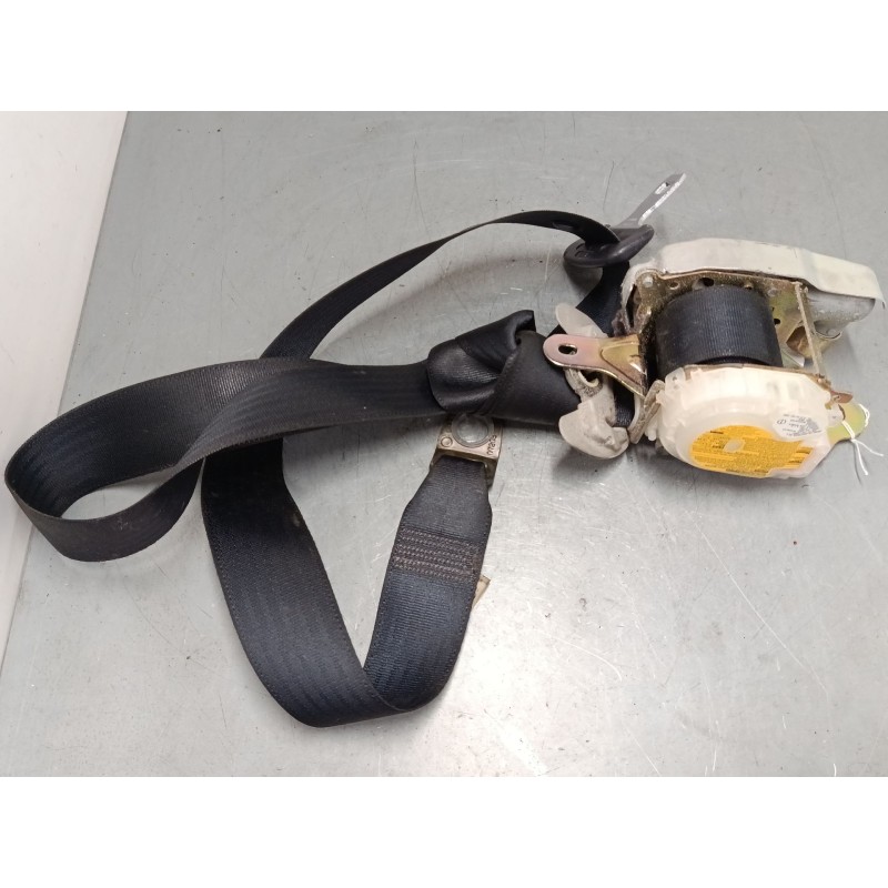 Recambio de cinturon seguridad delantero izquierdo para toyota corolla verso (zer_, zze12_, r1_) 2.0 d-4d (cur10_) referencia OE