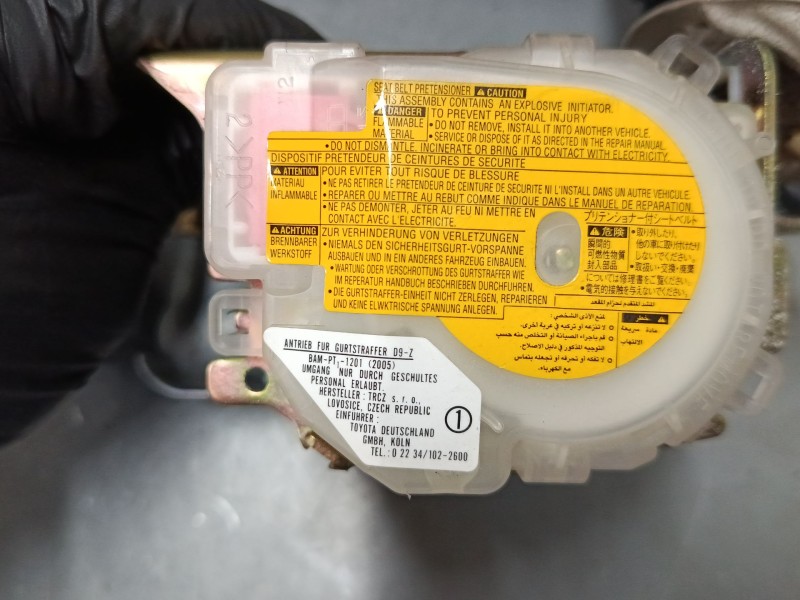 Recambio de cinturon seguridad delantero izquierdo para toyota corolla verso (zer_, zze12_, r1_) 2.0 d-4d (cur10_) referencia OE