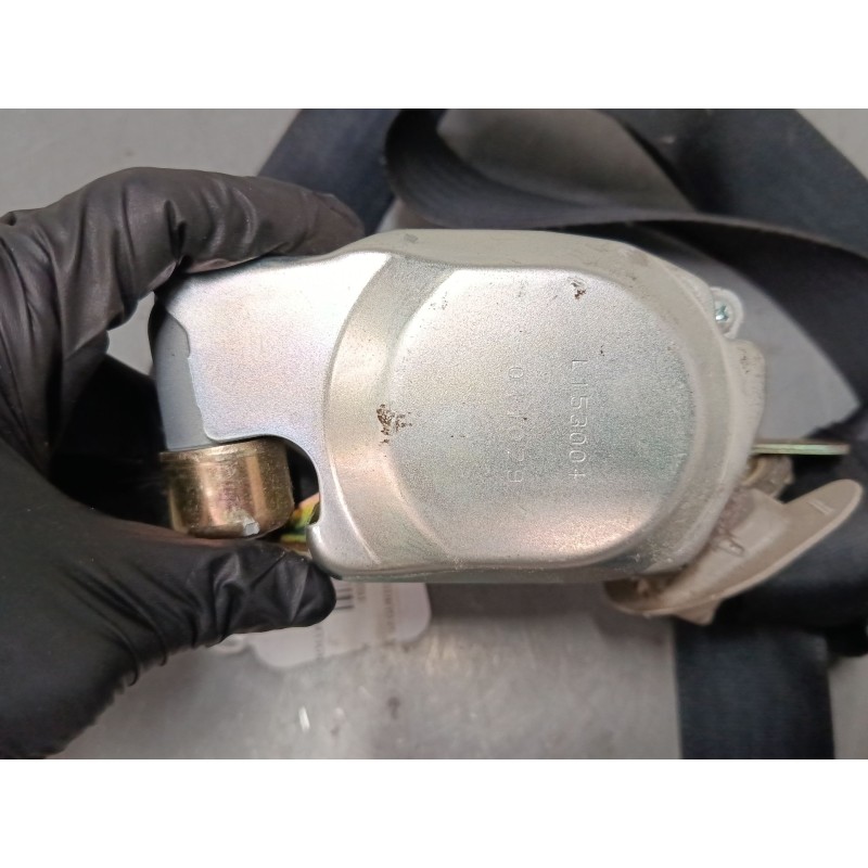 Recambio de cinturon seguridad delantero izquierdo para toyota corolla verso (zer_, zze12_, r1_) 2.0 d-4d (cur10_) referencia OE