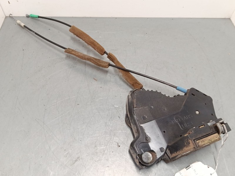 Recambio de cerradura puerta delantera derecha para toyota corolla verso (zer_, zze12_, r1_) 2.0 d-4d (cur10_) referencia OEM IA