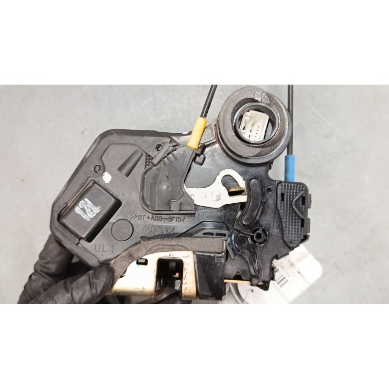 Recambio de cerradura puerta trasera izquierda para toyota corolla verso (zer_, zze12_, r1_) 2.0 d-4d (cur10_) referencia OEM IA
