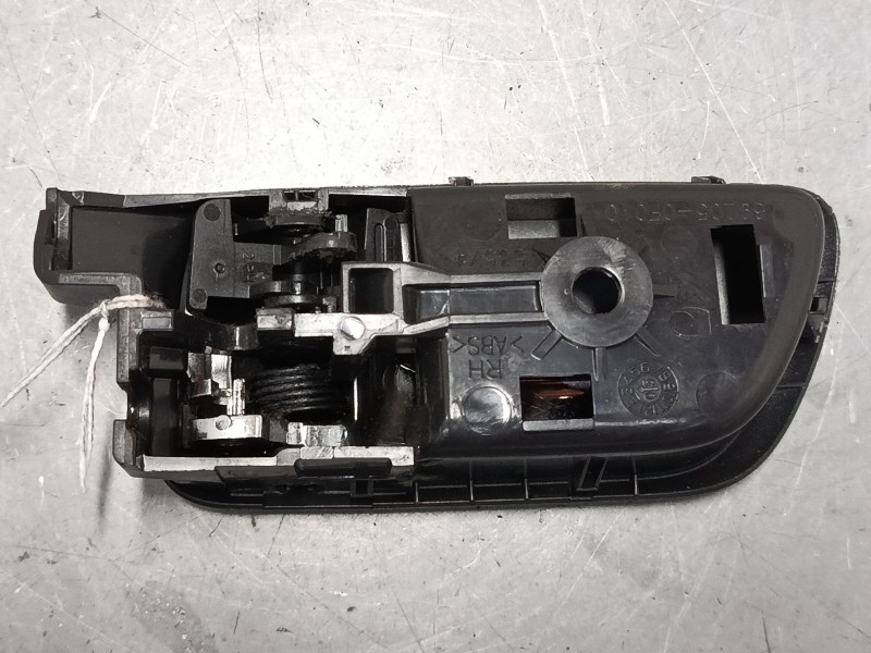 Recambio de maneta interior puerta trasera derecha para toyota corolla verso (zer_, zze12_, r1_) 2.0 d-4d (cur10_) referencia OE